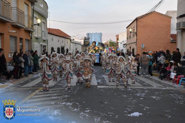 Domingo Piñata Carnaval 2024-20-El Burleta-Fuente imagen Area Comunicación Ayuntamiento de Miguelturra-004