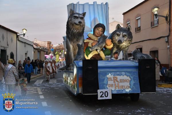 Domingo Piñata Carnaval 2024-20-El Burleta-Fuente imagen Area Comunicación Ayuntamiento de Miguelturra-006