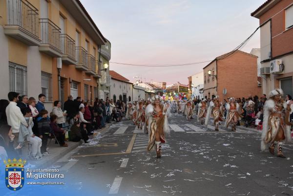 Domingo Piñata Carnaval 2024-20-El Burleta-Fuente imagen Area Comunicación Ayuntamiento de Miguelturra-010