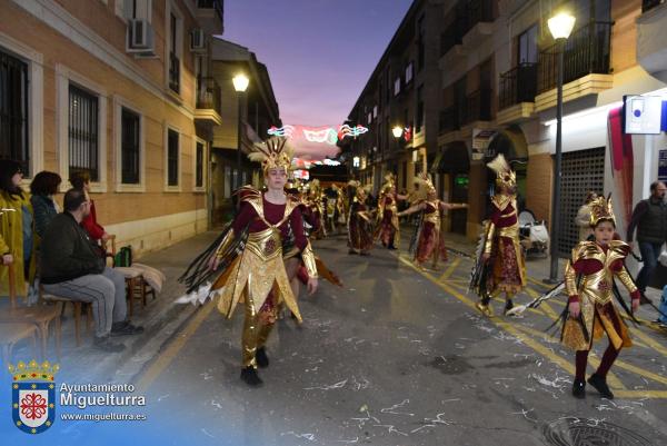 Domingo Piñata Carnaval 2024-22-Peña el Pilar-Fuente imagen Area Comunicación Ayuntamiento de Miguelturra-004