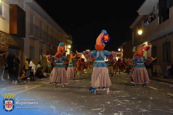 Domingo Piñata Carnaval 2024-23-Arcoiris-Fuente imagen Area Comunicación Ayuntamiento de Miguelturra-011