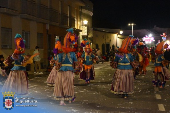 Domingo Piñata Carnaval 2024-23-Arcoiris-Fuente imagen Area Comunicación Ayuntamiento de Miguelturra-012