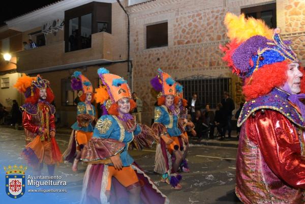 Domingo Piñata Carnaval 2024-23-Arcoiris-Fuente imagen Area Comunicación Ayuntamiento de Miguelturra-015