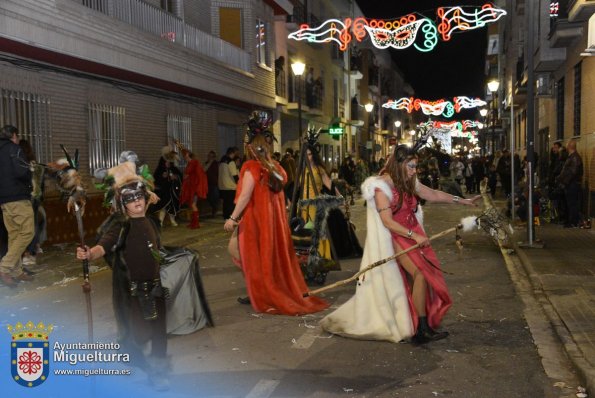 Domingo Piñata Carnaval 2024-30-Los Tunantes-Fuente imagen Area Comunicación Ayuntamiento de Miguelturra-032