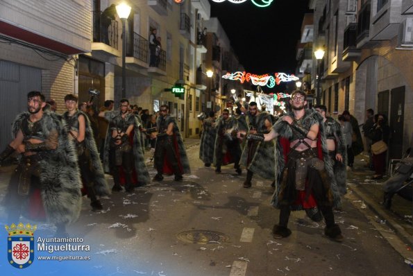 Domingo Piñata Carnaval 2024-30-Los Tunantes-Fuente imagen Area Comunicación Ayuntamiento de Miguelturra-034