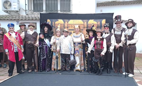 recogida mascaras mayores carnaval miguelturra 2025-02