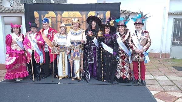 recogida mascaras mayores carnaval miguelturra 2025-06