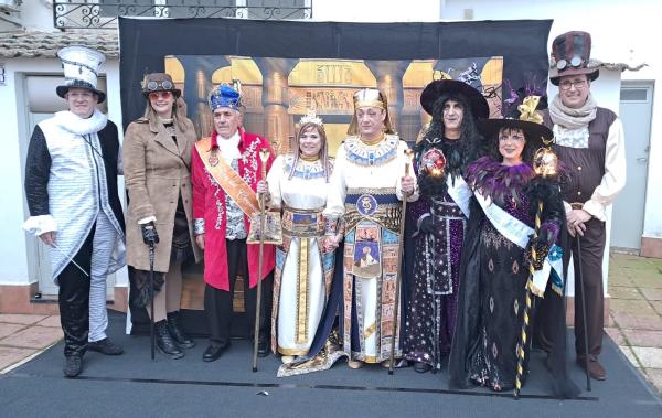 recogida mascaras mayores carnaval miguelturra 2025-07