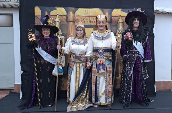 recogida mascaras mayores carnaval miguelturra 2025-09
