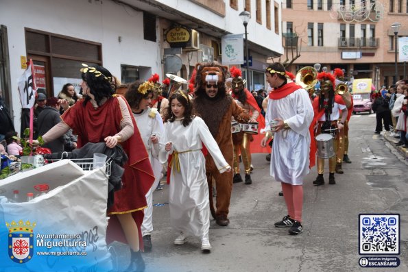 domingo piñata 2025-alhigui-Fuente imagen Area Comunicación Ayuntamiento de Miguelturra-002