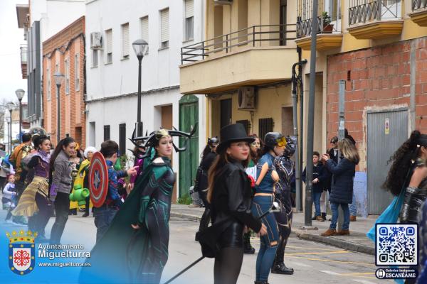 domingo piñata 2025-herederosloquilandia-Fuente imagen Area Comunicación Ayuntamiento de Miguelturra-011