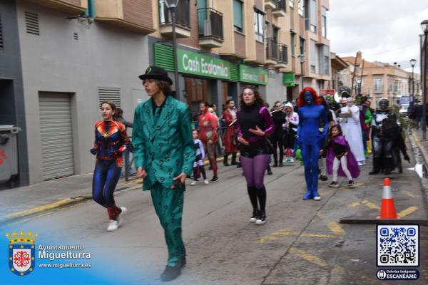 domingo piñata 2025-herederosloquilandia-Fuente imagen Area Comunicación Ayuntamiento de Miguelturra-015