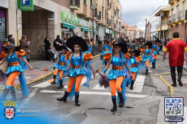 domingo piñata 2025-malemalemiasocuellamos-Fuente imagen Area Comunicación Ayuntamiento de Miguelturra-002