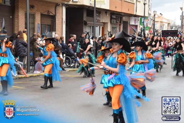 domingo piñata 2025-malemalemiasocuellamos-Fuente imagen Area Comunicación Ayuntamiento de Miguelturra-004