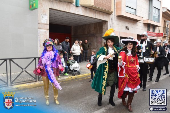 domingo piñata 2025-mascarasmayoresmiguelturra-Fuente imagen Area Comunicación Ayuntamiento de Miguelturra-013