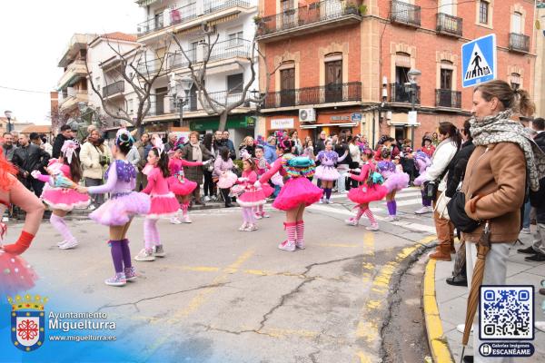 domingo piñata 2025-peñarevelacionvalenzuela-Fuente imagen Area Comunicación Ayuntamiento de Miguelturra-003