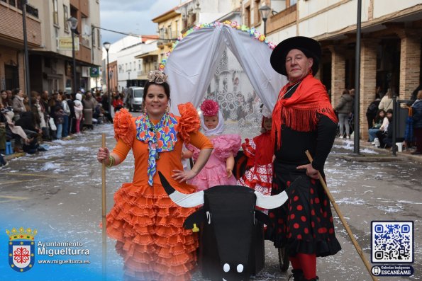 domingo piñata 2025-varios-Fuente imagen Area Comunicación Ayuntamiento de Miguelturra-006