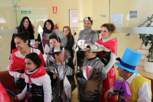 Celebracion del Carnaval en el Centro de Dia de Miguelturra-febrero 2015-fuente Area Comunicacion Municipal-11