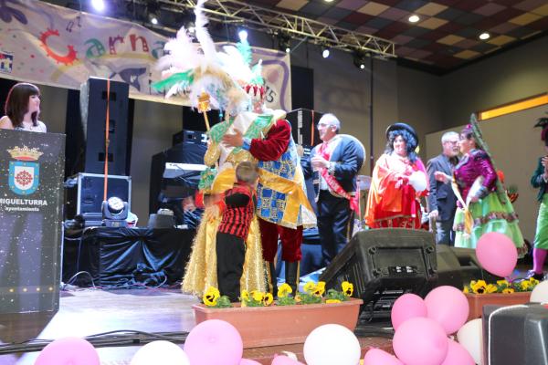 Proclamacion Mascaras Mayores Carnaval Miguelturra 2015-fuente Area Comunicacion Municipal-094