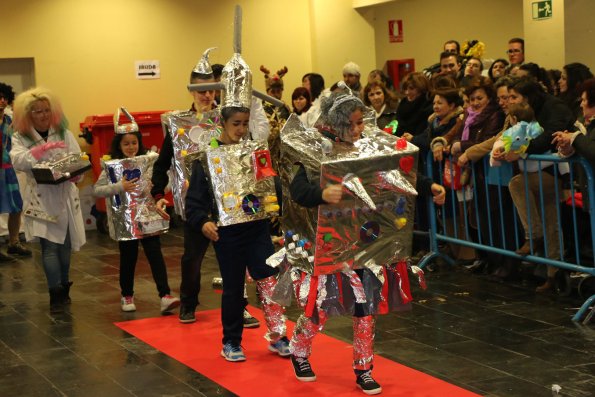 Concurso de Trajes Reciclados Carnaval 2015-fuente Area Comunicacion Municipal-055