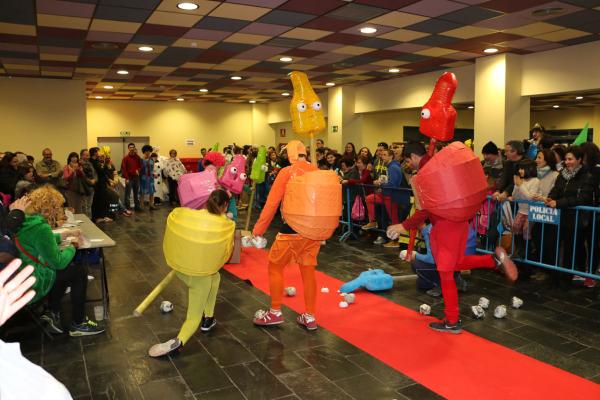 Concurso de Trajes Reciclados Carnaval 2015-fuente Area Comunicacion Municipal-074