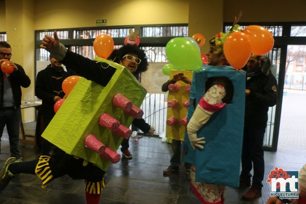 Concurso Trajes Reciclados Carnaval 2017-Fuente imagen Area Comunicacion Ayuntamiento Miguelturra-029