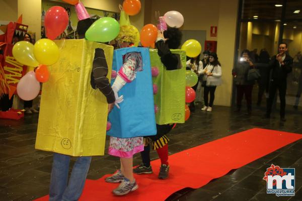 Concurso Trajes Reciclados Carnaval 2017-Fuente imagen Area Comunicacion Ayuntamiento Miguelturra-064