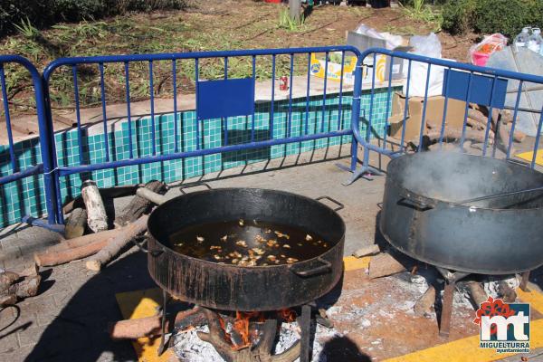 Comida en el Parque Doctor Fleming-domingo-Carnaval 2018-Fuente imagen Area Comunicacion Ayuntamiento Miguelturra-014