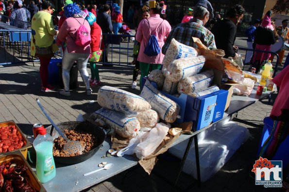 Comida en el Parque Doctor Fleming-domingo-Carnaval 2018-Fuente imagen Area Comunicacion Ayuntamiento Miguelturra-023