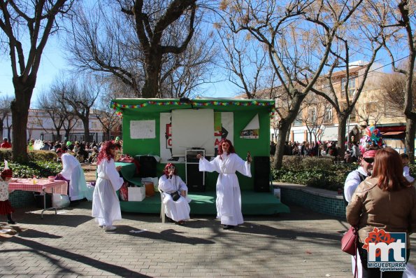 Comida en el Parque Doctor Fleming-domingo-Carnaval 2018-Fuente imagen Area Comunicacion Ayuntamiento Miguelturra-039