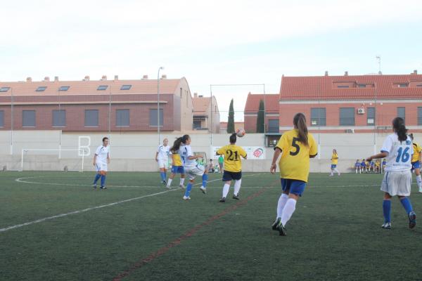 Trofeo Futbol Femenino Villa Miguelturra Homenaje a Pilar Leon Diaz-2014-09-14-fuente Area de Deportes-070
