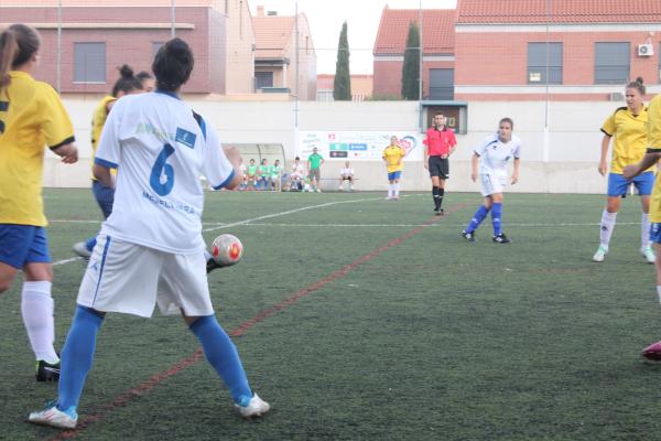 Trofeo Futbol Femenino Villa Miguelturra Homenaje a Pilar Leon Diaz-2014-09-14-fuente Area de Deportes-073