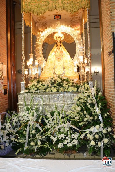 Ofrenda Floral - Pregon - Reina y Damas Fiestas-2015-09-07-fuente Area de Comunicación Municipal-210