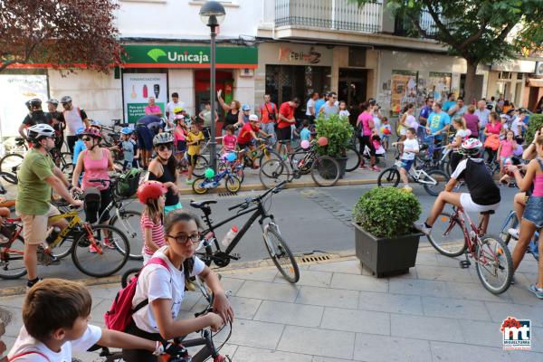 Dia de la Bicicleta Ferias-2015-09-10-fuente Area de Comunicación Municipal-002