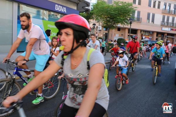 Dia de la Bicicleta Ferias-2015-09-10-fuente Area de Comunicación Municipal-030