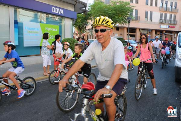 Dia de la Bicicleta Ferias-2015-09-10-fuente Area de Comunicación Municipal-031