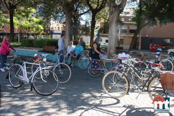 Bici Picnic Vintage Ferias 2017-2017-09-10--Fuente imagen Area Comunicacion Ayuntamiento Miguelturra-001