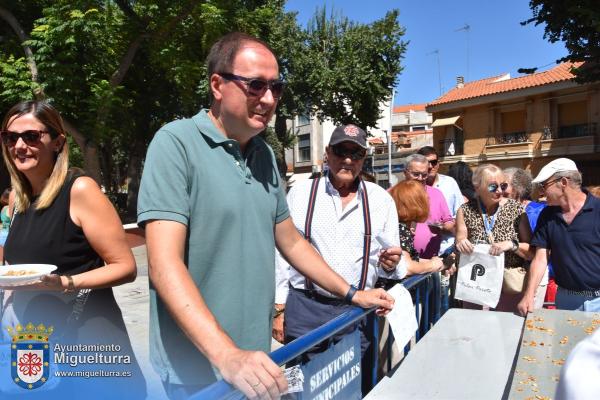 comida solidaria ferias 2024-Fuente imagen Area Comunicación Ayuntamiento de Miguelturra-023