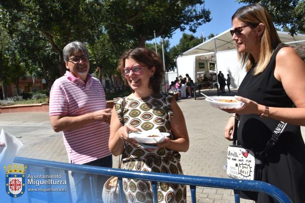 comida solidaria ferias 2024-Fuente imagen Area Comunicación Ayuntamiento de Miguelturra-024