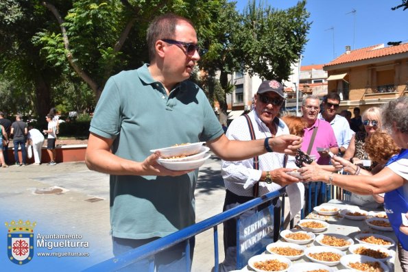 comida solidaria ferias 2024-Fuente imagen Area Comunicación Ayuntamiento de Miguelturra-028