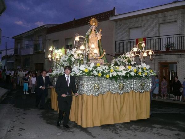 Procesion Virgen de la Salud - fiestas del Barrio Oriente-2013-07-21-fuente Area Comunicacion Municipal-050