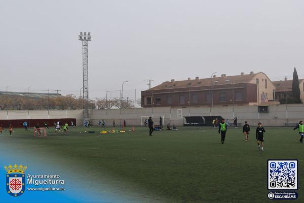 clinic futbol navidad 2024-Fuente imagen Area Comunicación Ayuntamiento de Miguelturra-007