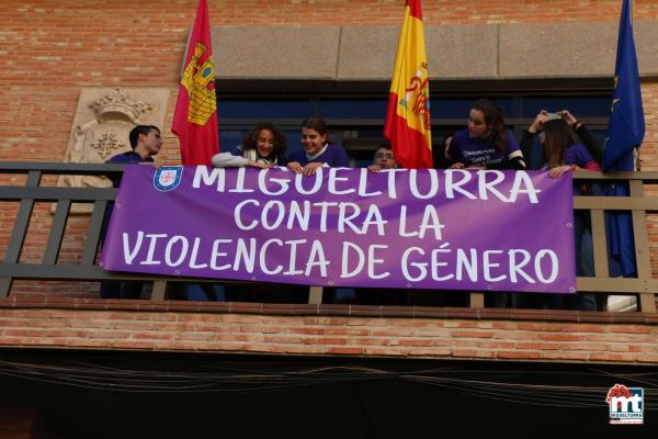Actos contra la violencia de genero-2015-11-24-fuente Area de Comunicación Municipal-071