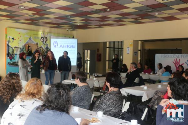 Cafe Tertulia sobre Igualdad de Genero - marzo 2017-Fuente imagen Area Comunicacion Ayuntamiento Miguelturra-016