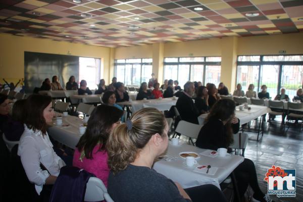 Cafe Tertulia sobre Igualdad de Genero - marzo 2017-Fuente imagen Area Comunicacion Ayuntamiento Miguelturra-038