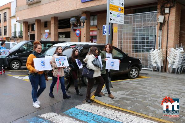 Actos contra la violencia genero 2016-Marcha contra la Violencia-fuente Area de Comunicacion Municipal-003