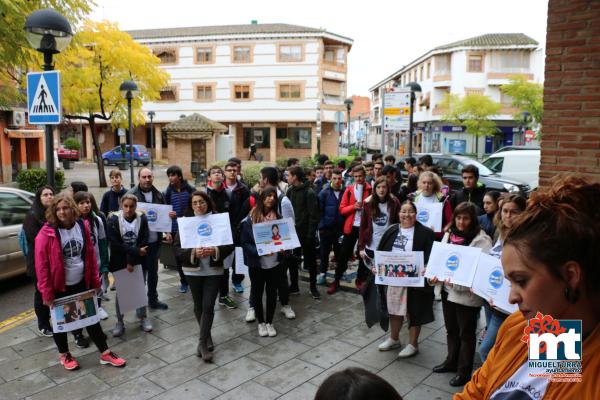 Actos contra la violencia genero 2016-Marcha contra la Violencia-fuente Area de Comunicacion Municipal-010