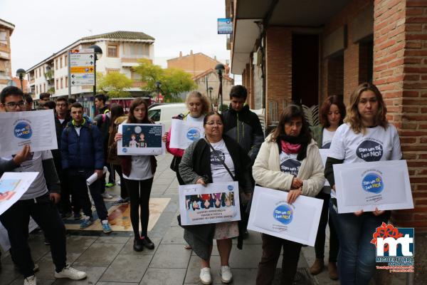 Actos contra la violencia genero 2016-Marcha contra la Violencia-fuente Area de Comunicacion Municipal-031