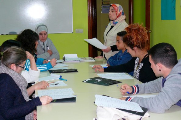 Curso de arabe y frances -Centro de la Mujer-2014-04-01-fuente Area de Comunicacion Municipal-07