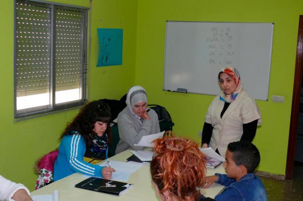 Curso de arabe y frances -Centro de la Mujer-2014-04-01-fuente Area de Comunicacion Municipal-14